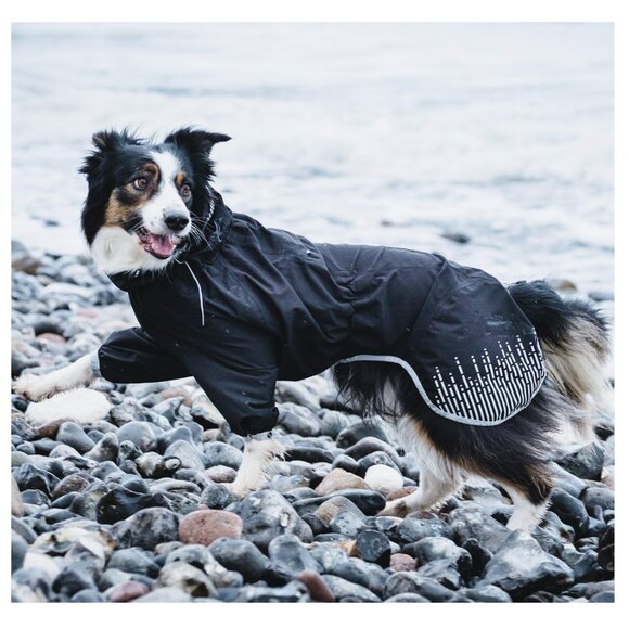 Hurtta Raven Black Rain Blocker Dog Raincoat Downpour Suit Size 25 cm /10 In - Picture 2 of 16